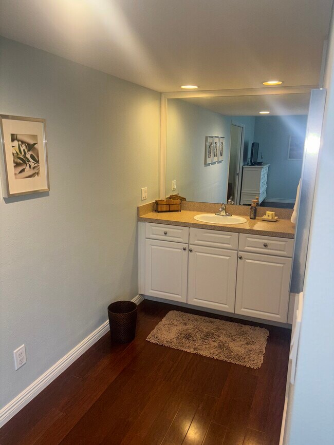 Photo - 29130 Bay Hollow Dr Unit 2 Bedroom Condo