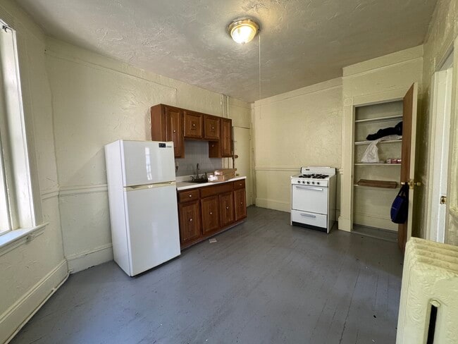 9 Myrtle St Unit 8