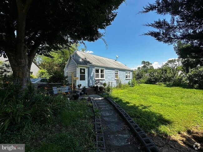Building Photo - 3127 Wayne Rd Rental