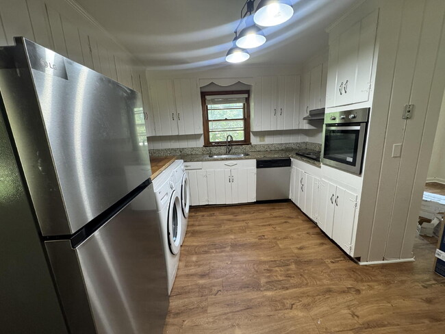 Photo - 3-Bedroom, 1 Bath Home Close to Downtown & MSU