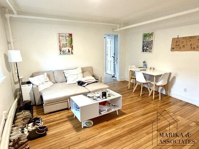 Photo - 576 Washington St Unit 7