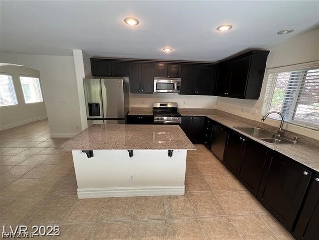 Photo - 291 Broken Par Dr