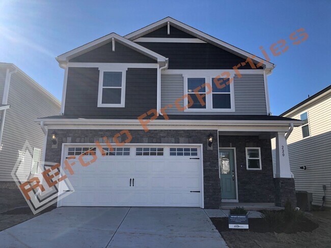 Building Photo - Beautiful 5 Bedroom 3 Bath 2-Car Garage Ho... Rental