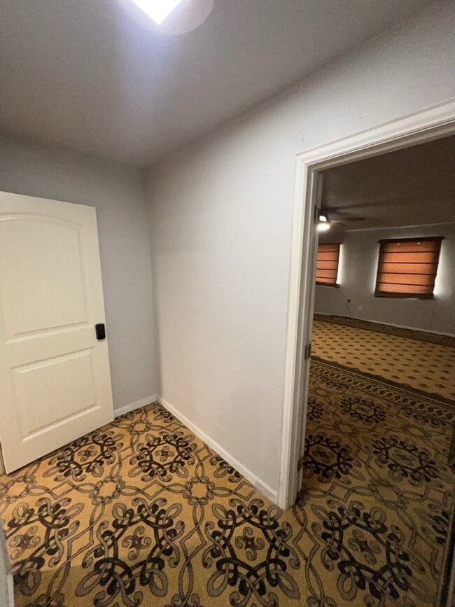 Photo - 3426 Tampa St