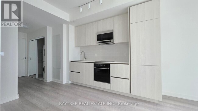 Photo - 110 Broadway Ave Unit 1804