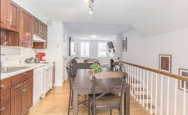 Photo - 23 Garden St