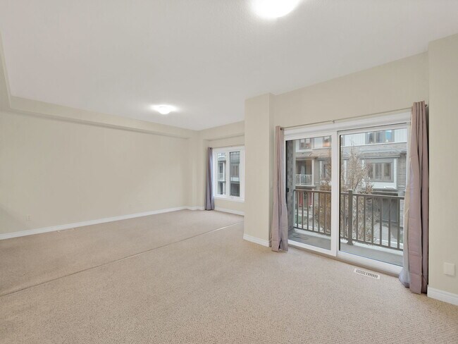 Photo - 77 Diana Ave