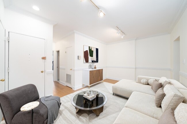 Photo - 104 6th St Condo Unit 2