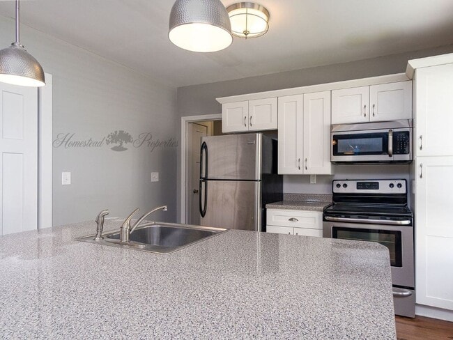 Photo - 507 Lamont St