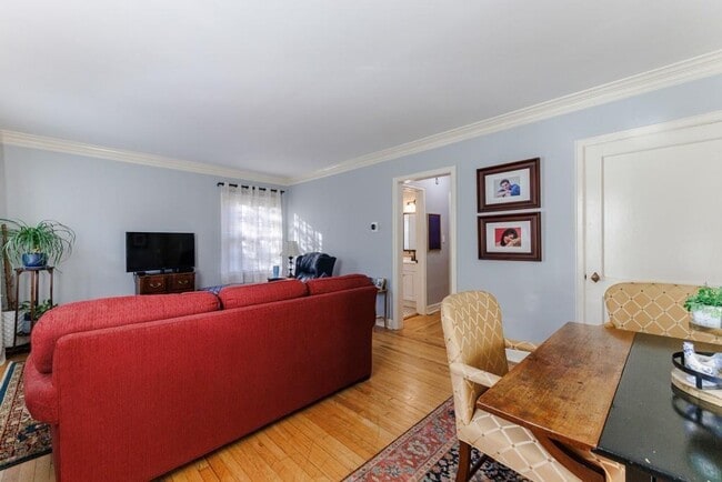 Photo - 1280 Stillwood Dr NE