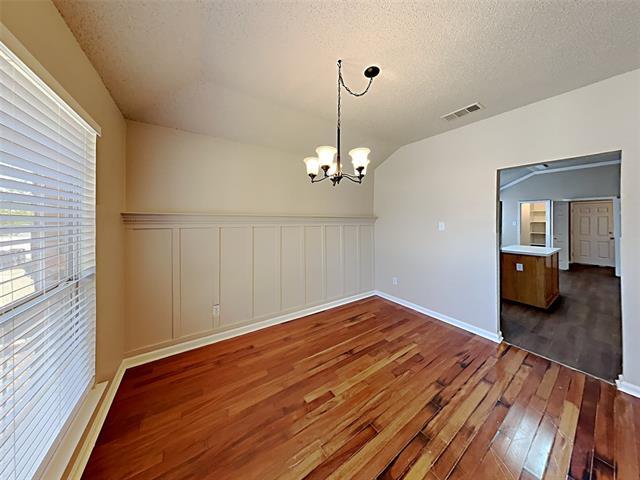 Photo - 643 Big Oak Ct