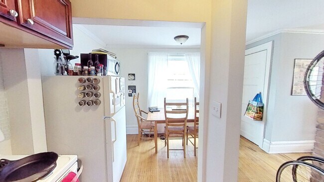 Photo - 595 University Ave Unit Apartment 3