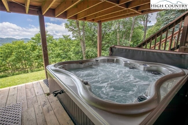 Photo - 1776 Beech Mountain Pkwy