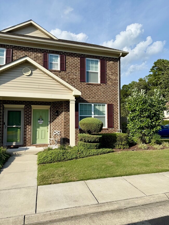 Photo - 410 Oakstone Trl Unit 1