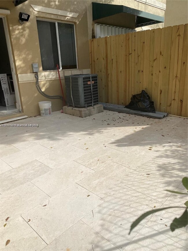 Photo - 7991 NW 8th St