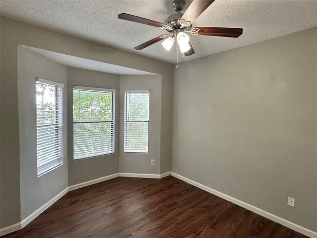 Photo - 9509 Kempler Dr