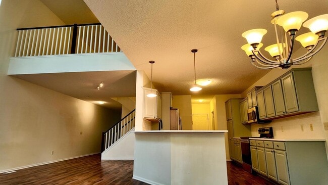 Photo - 3928 Raspberry Ridge Rd NW