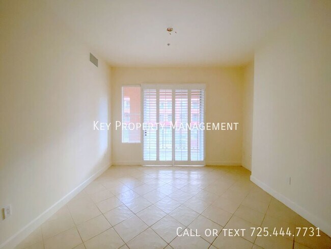 Photo - 2 BEDROOM CONDO AT PARK AVENUE OFF THE LAS... Unit #305