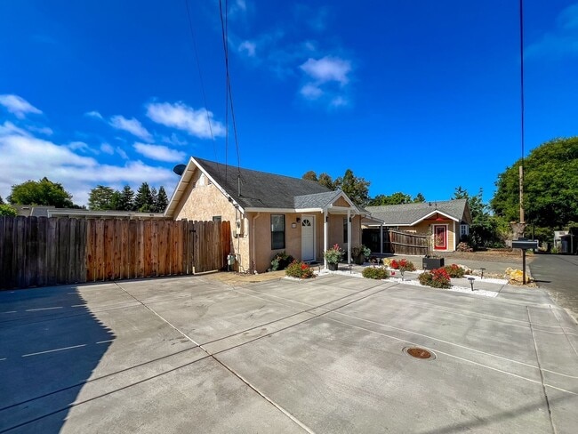 25 Berna Ave
