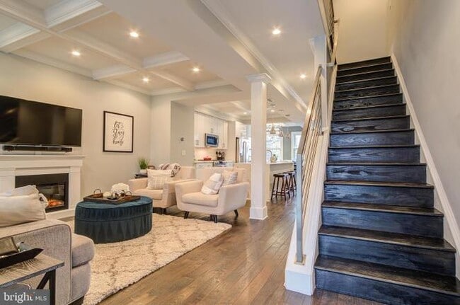 Building Photo - 241 Rock Creek Church Rd NW