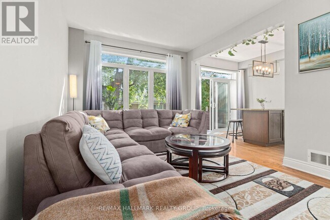 Photo - 999 Pinecrest Rd