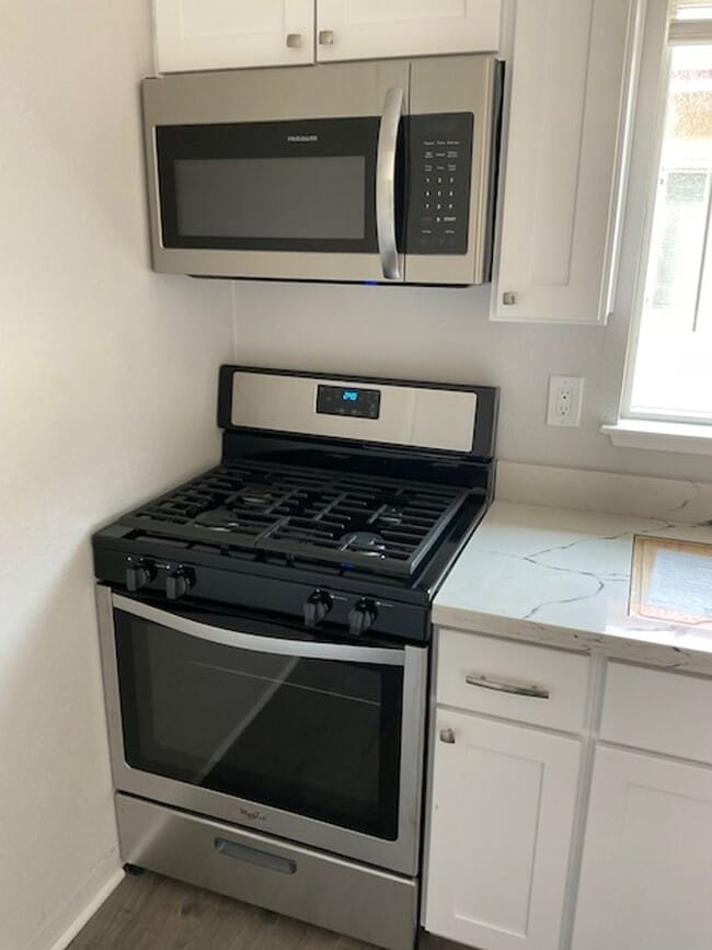 Photo - Beautiful 1bd apartment Unit 1545-F