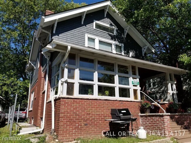 Building Photo - 532 Walnut St Rental