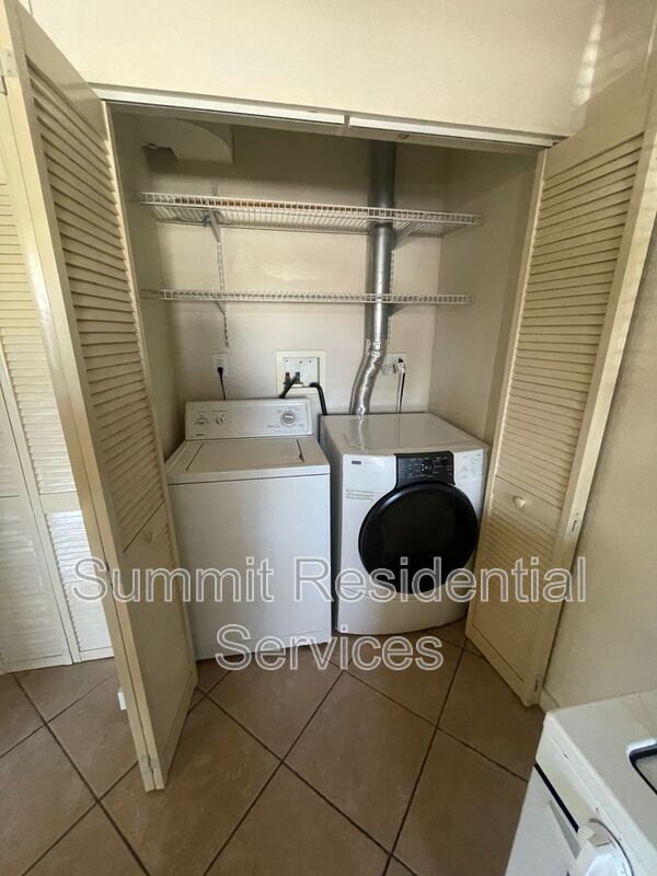 Photo - 3558 E Fairmount St