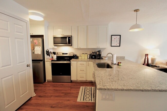 Photo - 1380 Hunters Rd Unit I