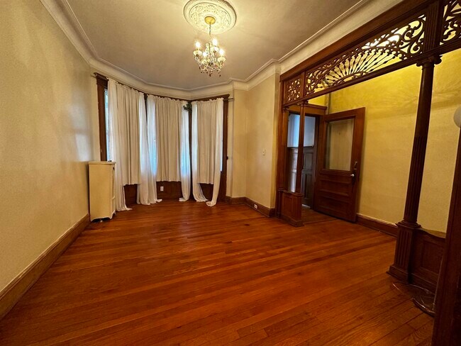 138 Kensington Ave Unidad 1
