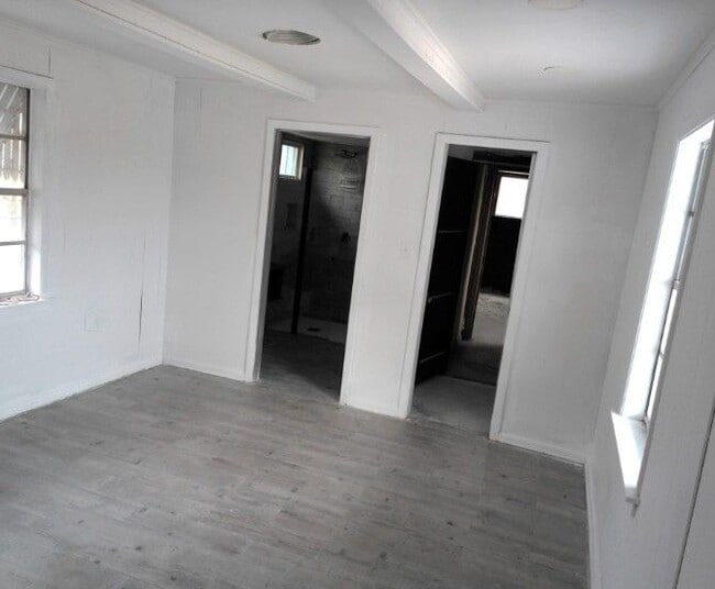 Photo - 1200 Avenue A