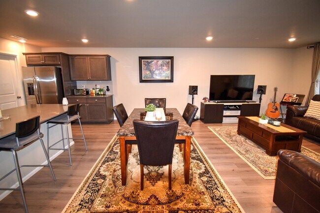 Photo - 3528 Hoffman Hill Blvd