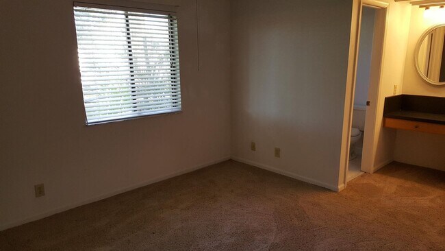 Photo - 11868 Sturbridge Ln Unit 11868 Sturbridge Lane