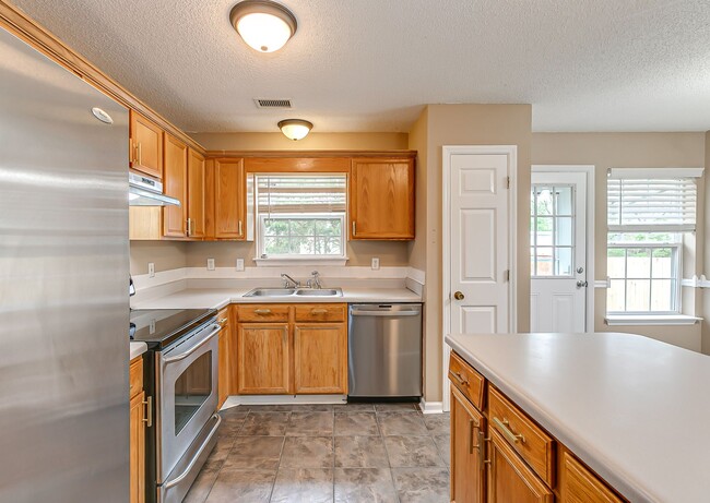 Photo - 524 Cedar Park Cir