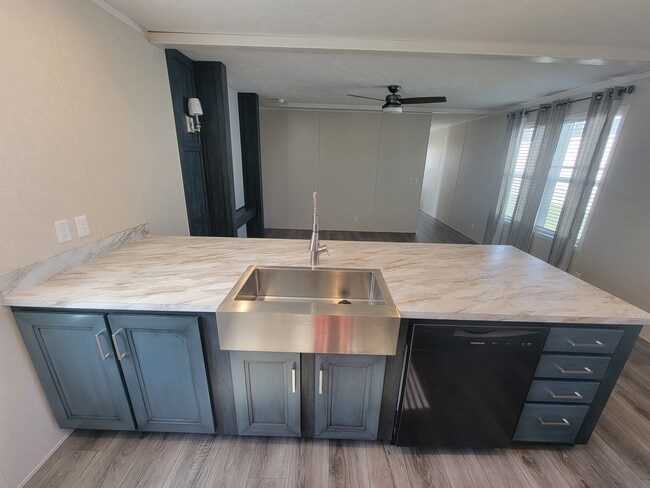 Photo - 15 Armstrong Ave