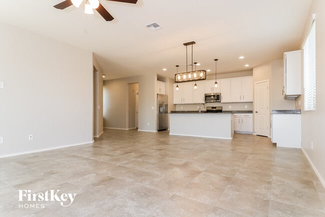 Photo - 25123 N 143rd Dr