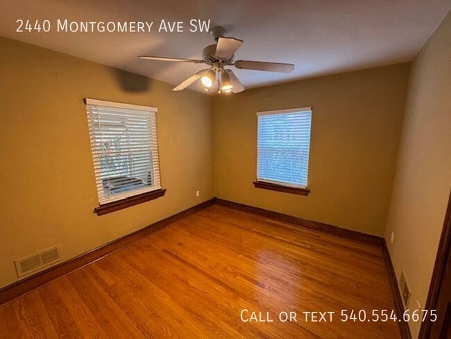 Photo - 2440 Montgomery Ave SW