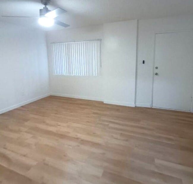 1344 E 45th St Unit 1344a