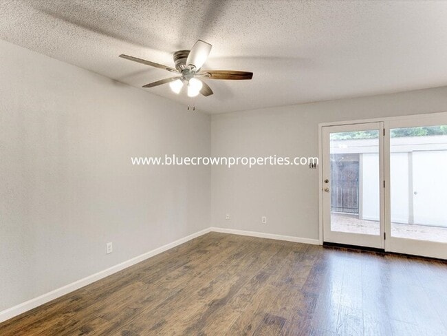 Photo - 462 Westview Terrace