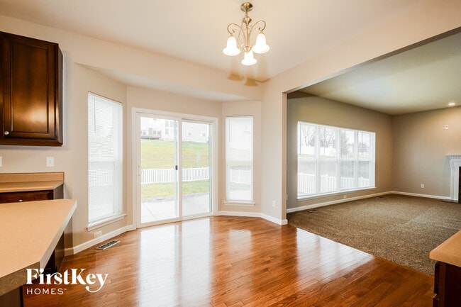 Photo - 124 Brookfield Blvd