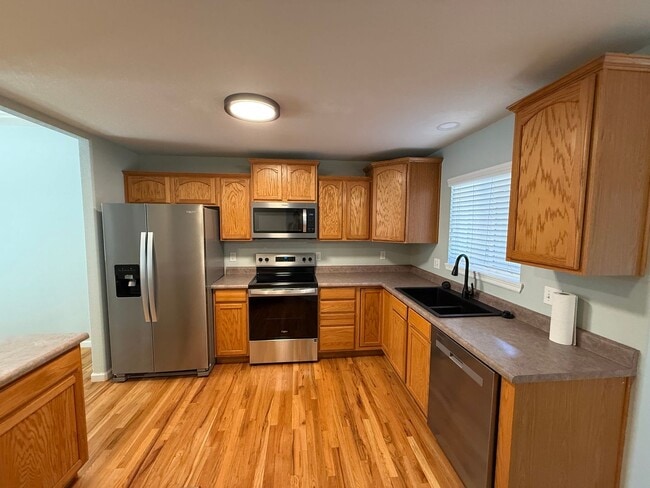 Photo - 2 bedroom, 2 1/2 bath condo in the NORTHEAST side of Colorado Springs