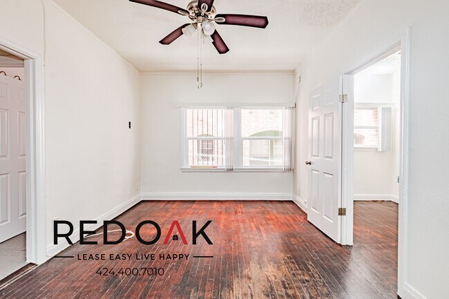 2743 San Marino St Unit 104