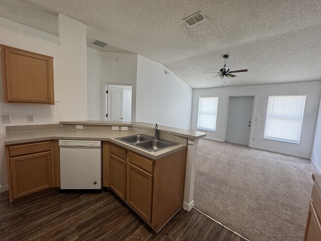 436 Danube Dr