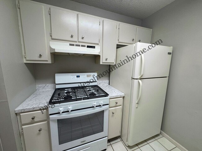 Photo - 605 Cooper Estates Dr Unit 605 Cooper Estates #02