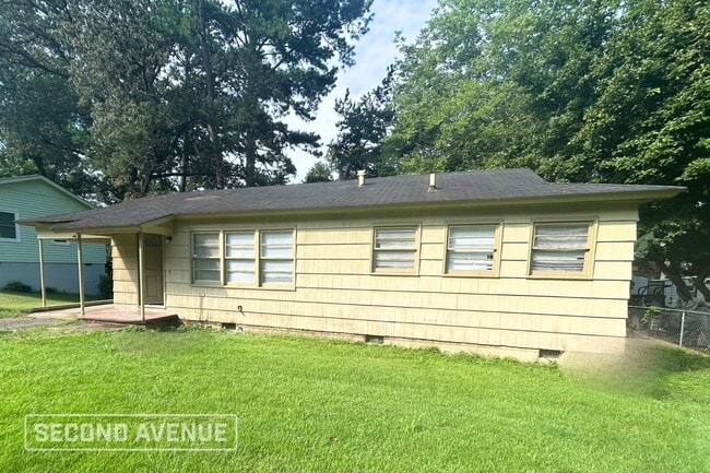 Building Photo - 804 Park Ave Rental