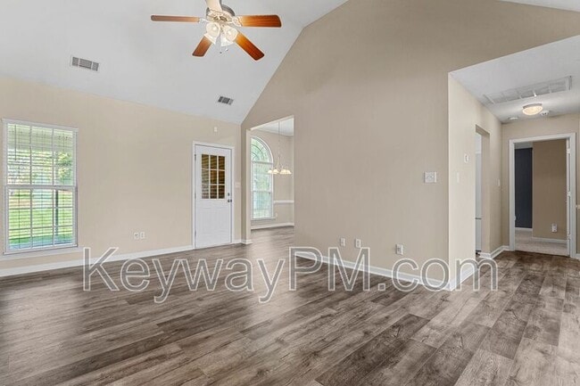 Photo - 219 Rainbow Falls