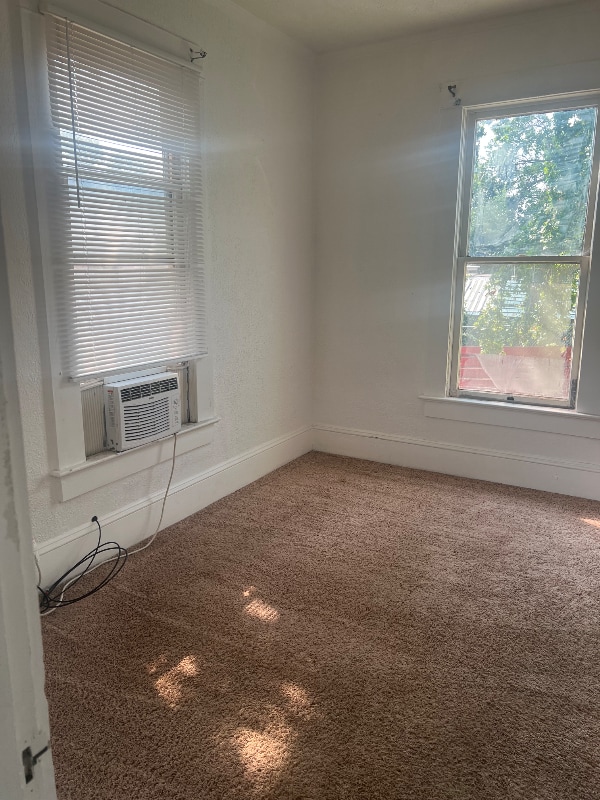 Building Photo - 620 5th St Rental