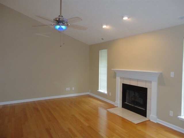 Photo - 6407 Barberry Dr