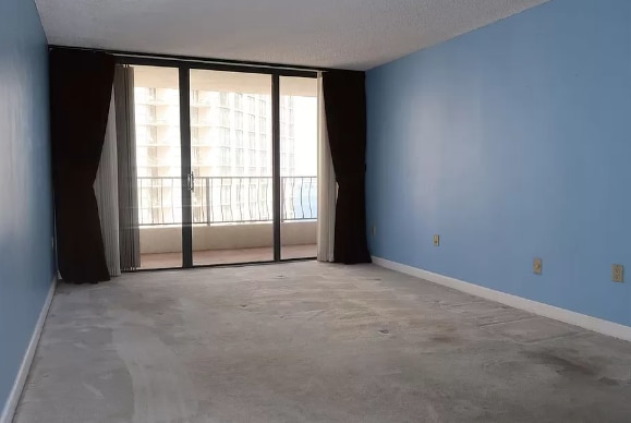 Photo - 555 NE 15th St