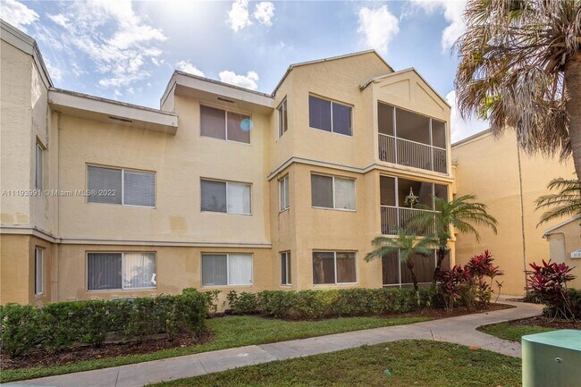 Photo - 5740 Rock Island Rd Condo Unit 280